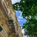 Michel Ange Casa in Paris